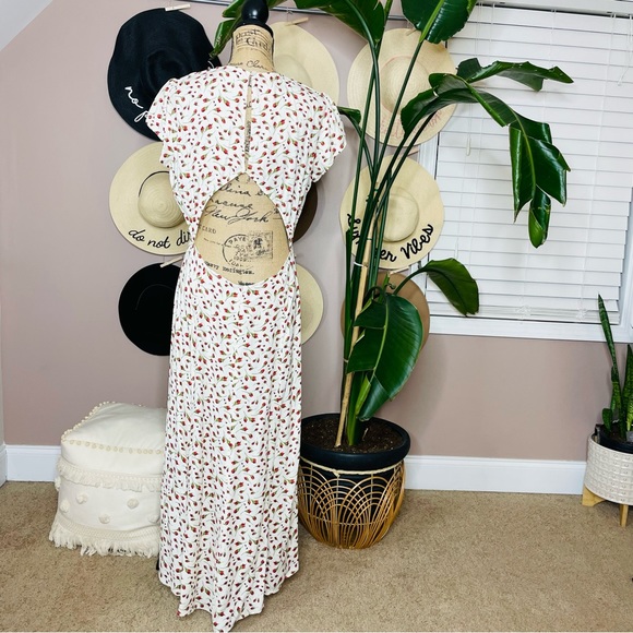 Reformation mini rose print dress - Picture 6 of 15